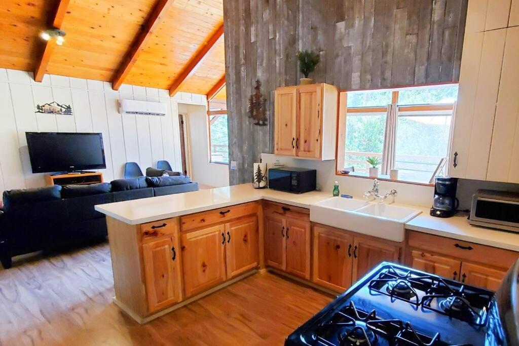 Redwood Retreat, Mountains, Adventure And Nature Ponderosa Εξωτερικό φωτογραφία